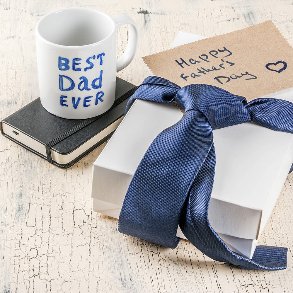 Father Gift Ideas: Perfect Gifts For Dad That He’ll Love