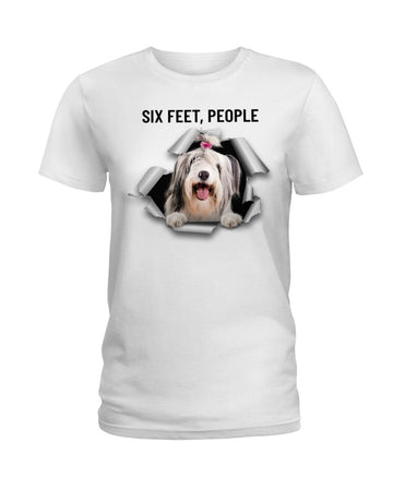 Old English Sheepdog six feet people white t-shirt