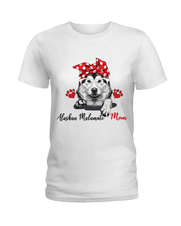 Alaskan Malamute Love Mom white t-shirt