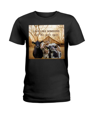 Cow Live like someone left the gate open Black T-Shirt